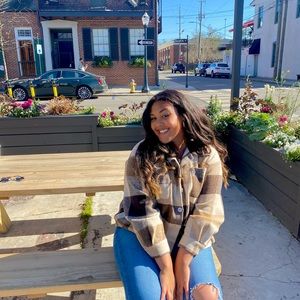 Meet your Posher, Reese